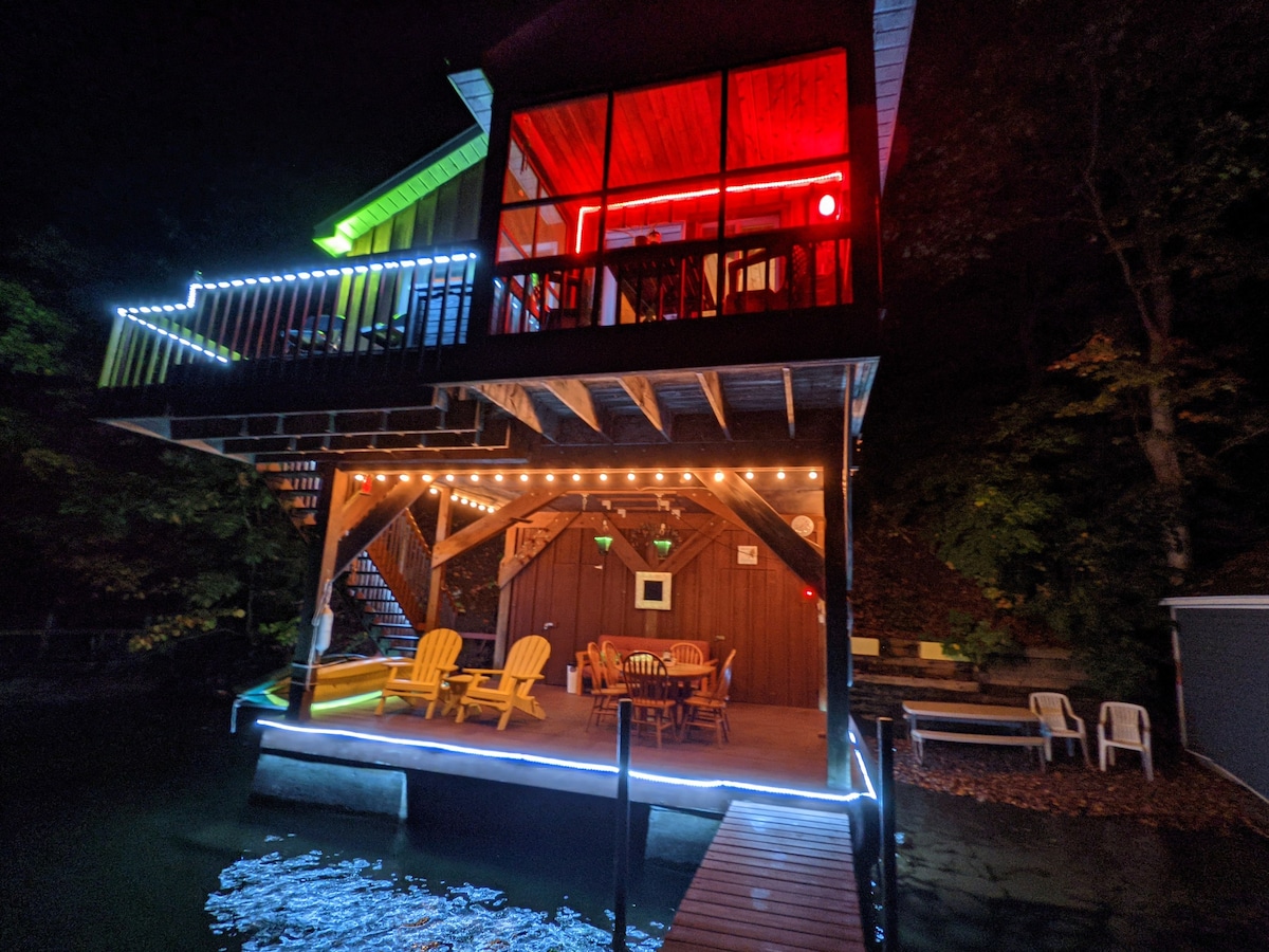 Cottage Over Water - Skaneateles Lake