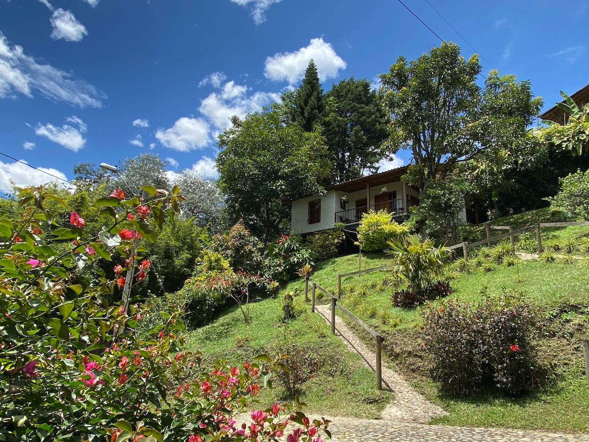 La Casita en el Aire - RNT 121451