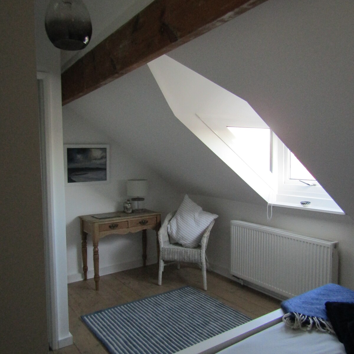 Central, Abbey view, cosy double room. en suite