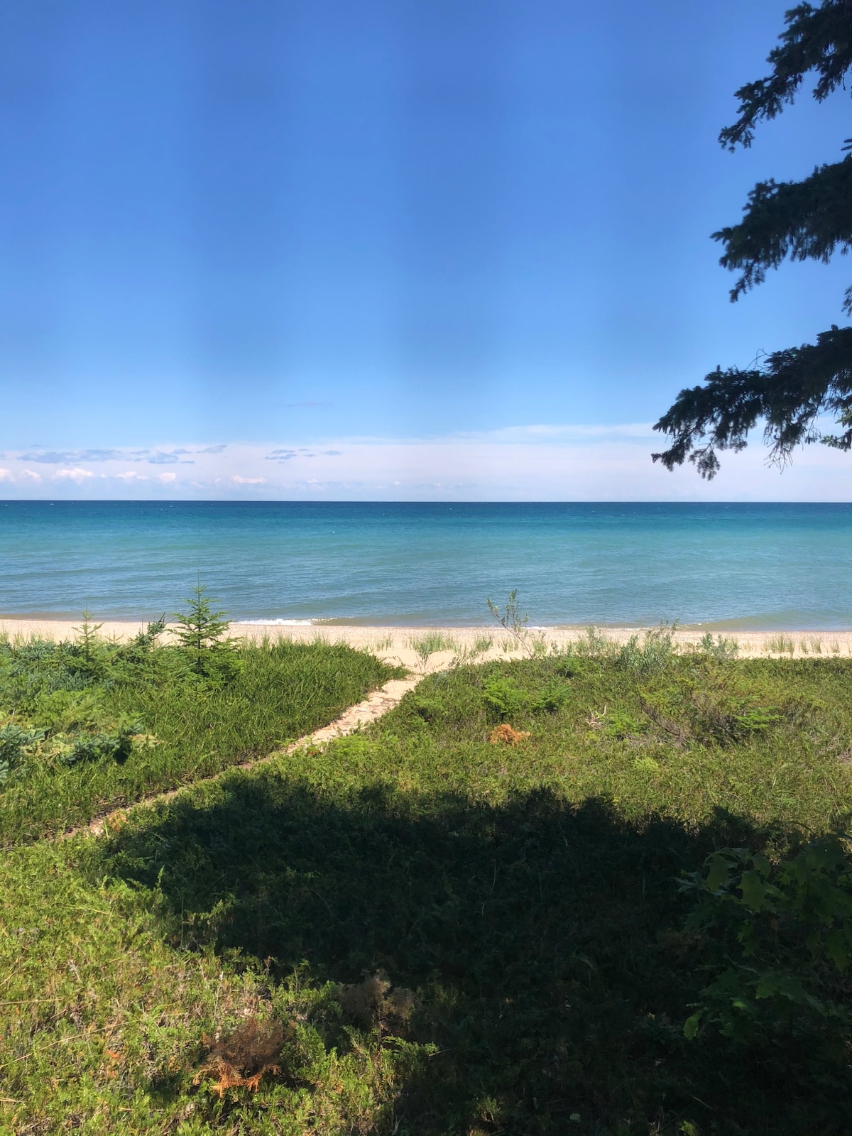 在我们的休伦湖海景房（ Lake Huron Beach House ）欣赏美景！