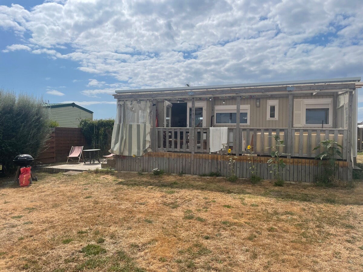 Bungalow à 500m de la plage