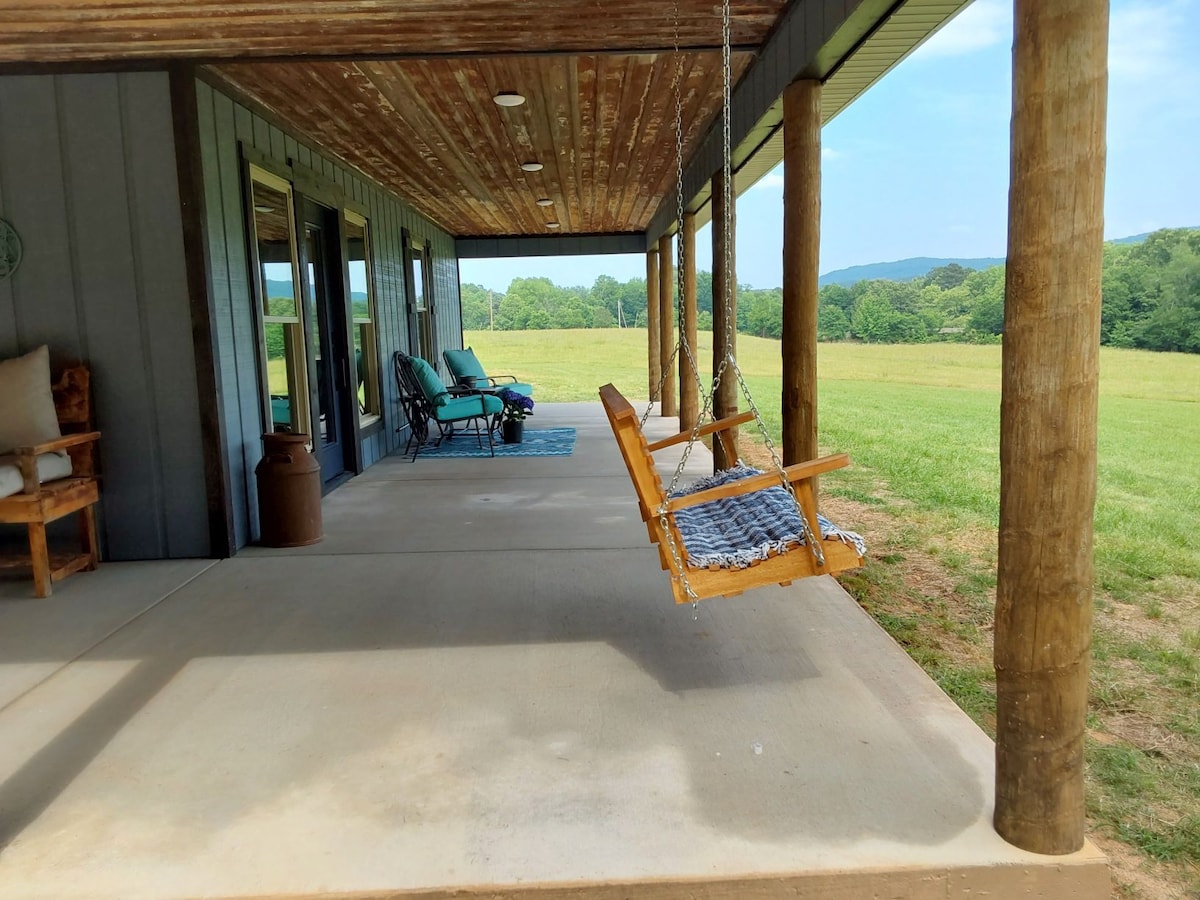 Bucks Ridge Cabin on south fork of the Caddo