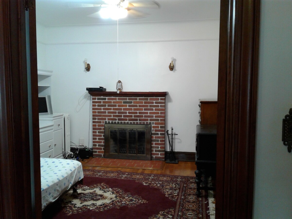 Fantastic Sunny peaceful room in Riverdale, BX, NY