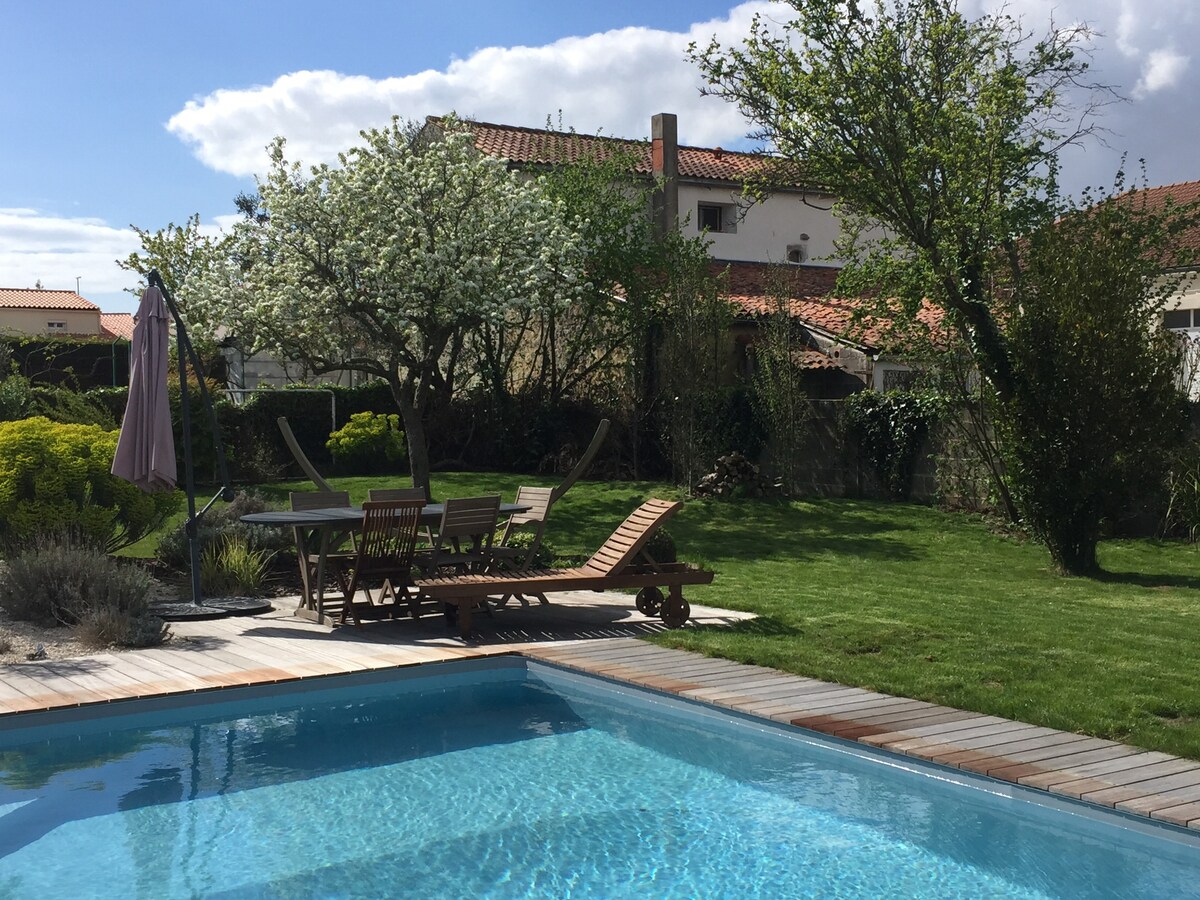 Belle villa avec Piscine en Charente Maritime