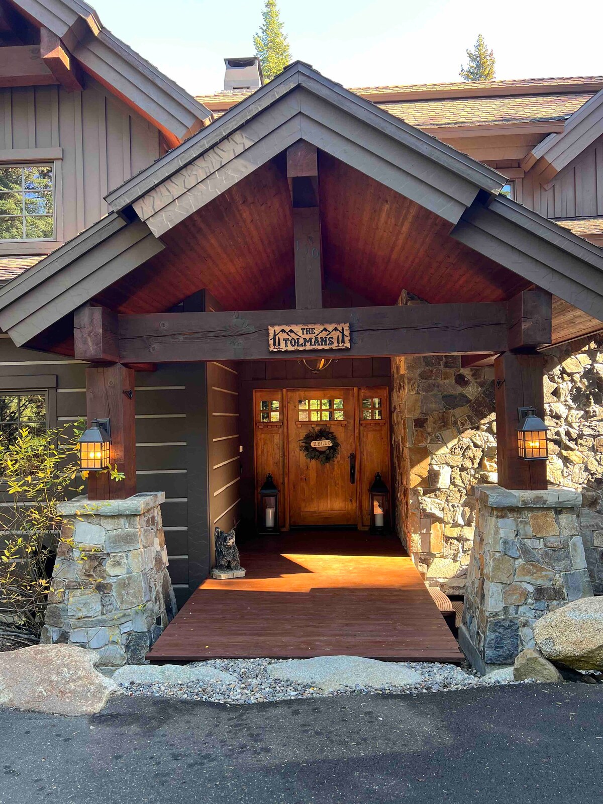 Tamarack Creekside Lodge