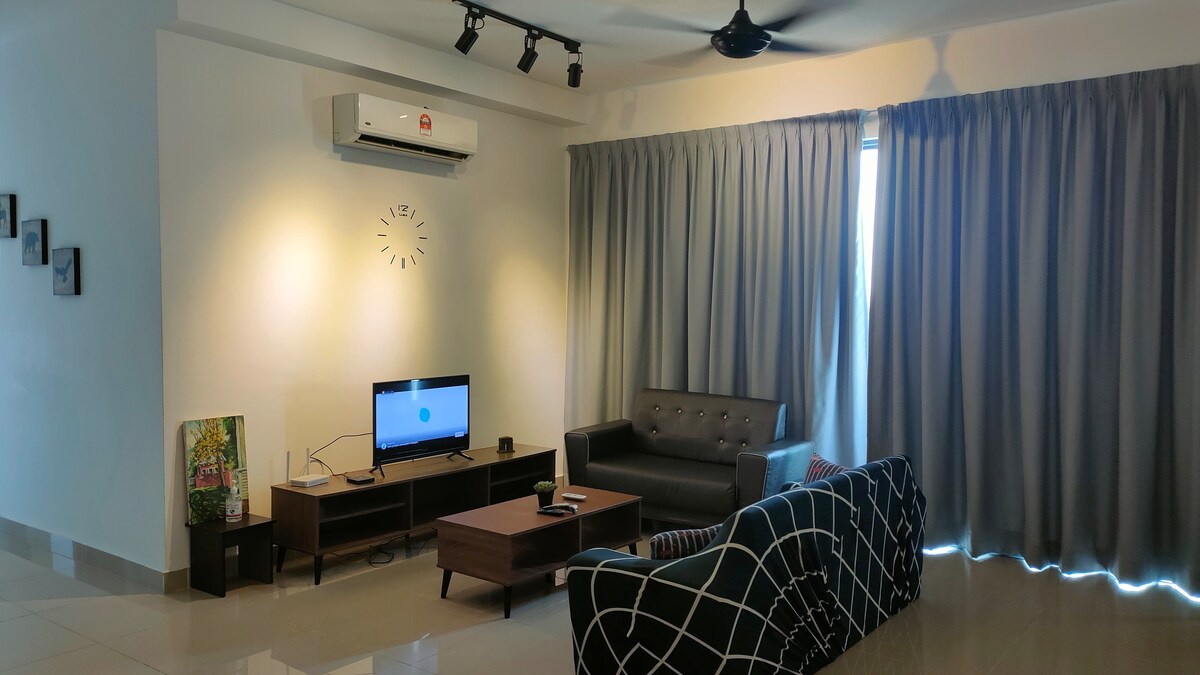 Cozy Amerin 6-9paxMIECC C180 UPM Cheras Balakong