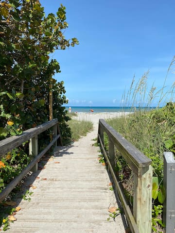 可可海滩(Cocoa Beach)的民宿