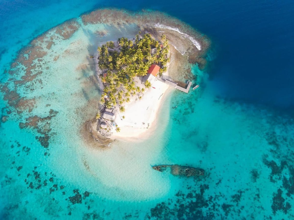 Isla del barco hundido Guna Yala Baño privado