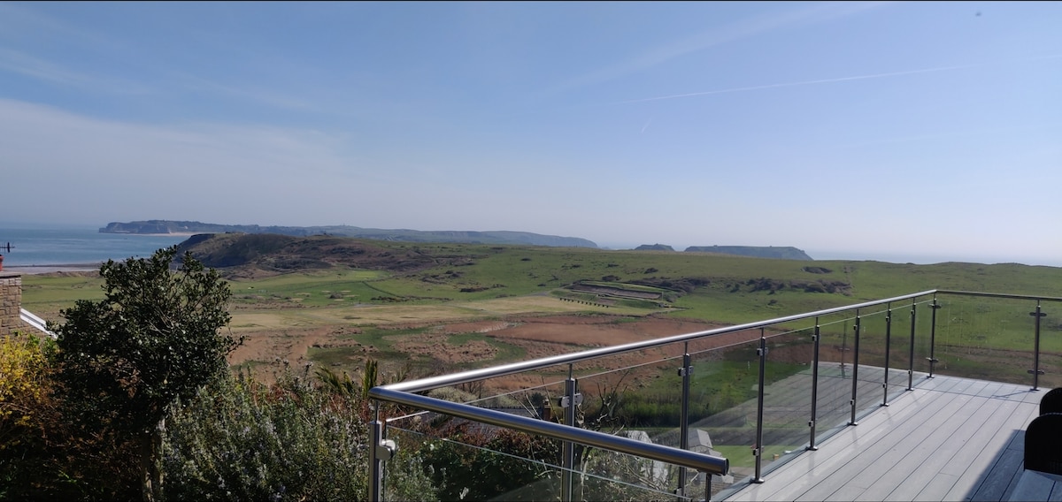 🌞The Lookout Penally，
🌞 TENBY
令人叹为观止的景色