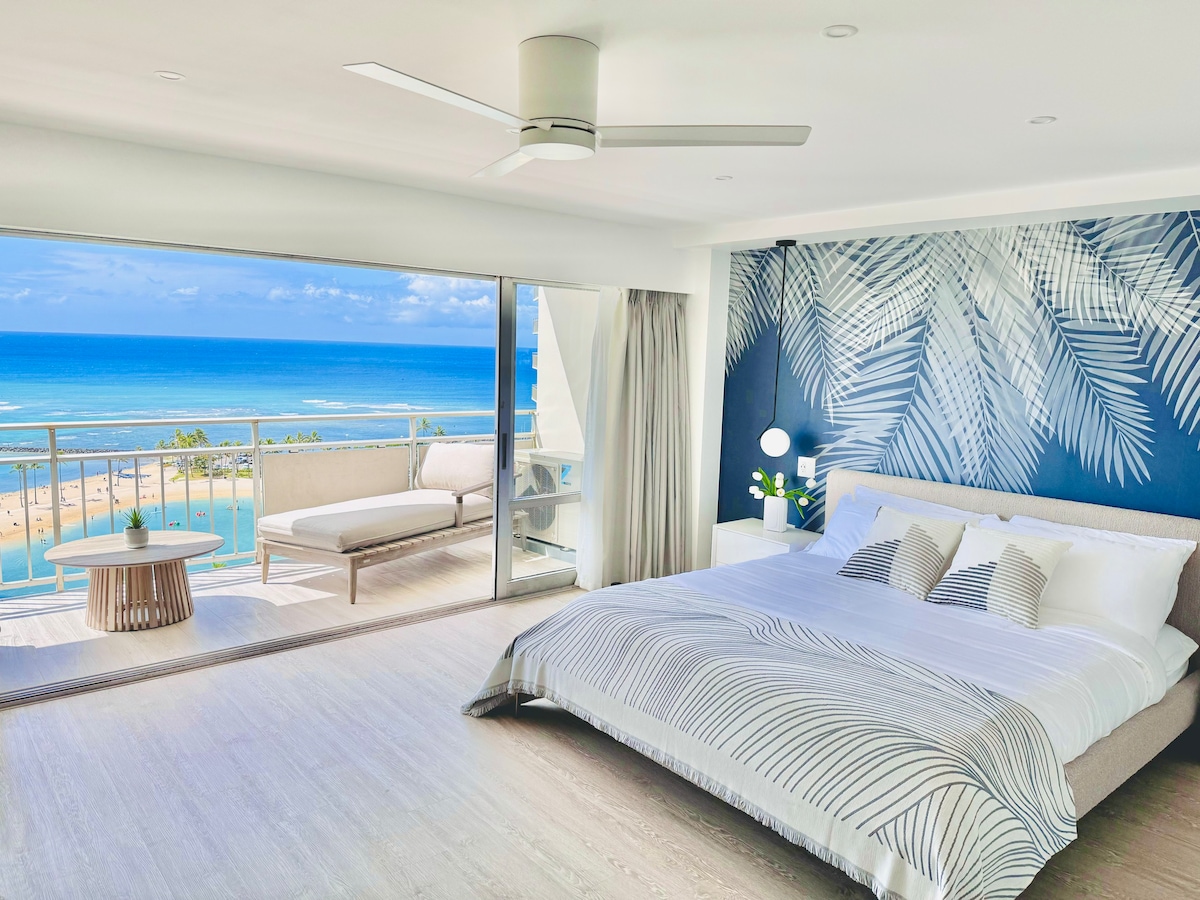 Floor-to-Ceiling Ocean View Home