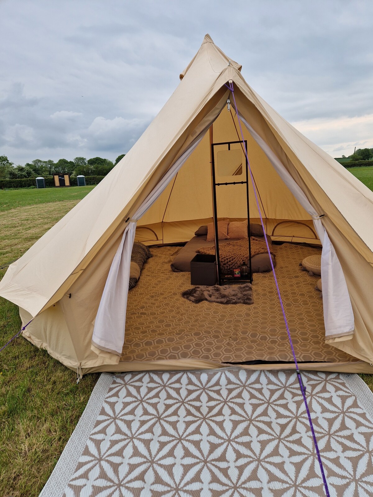 Glamping Bell Tent set in open countryside