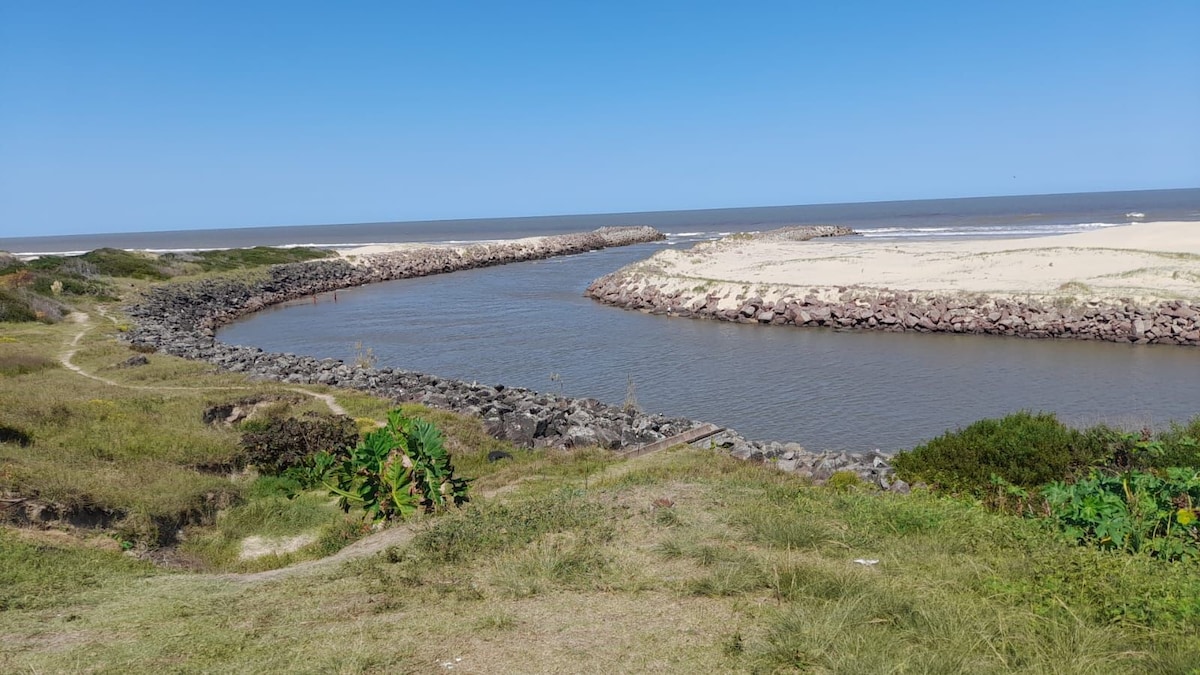 Casa no Balneário Barra do Chui Brasil ！