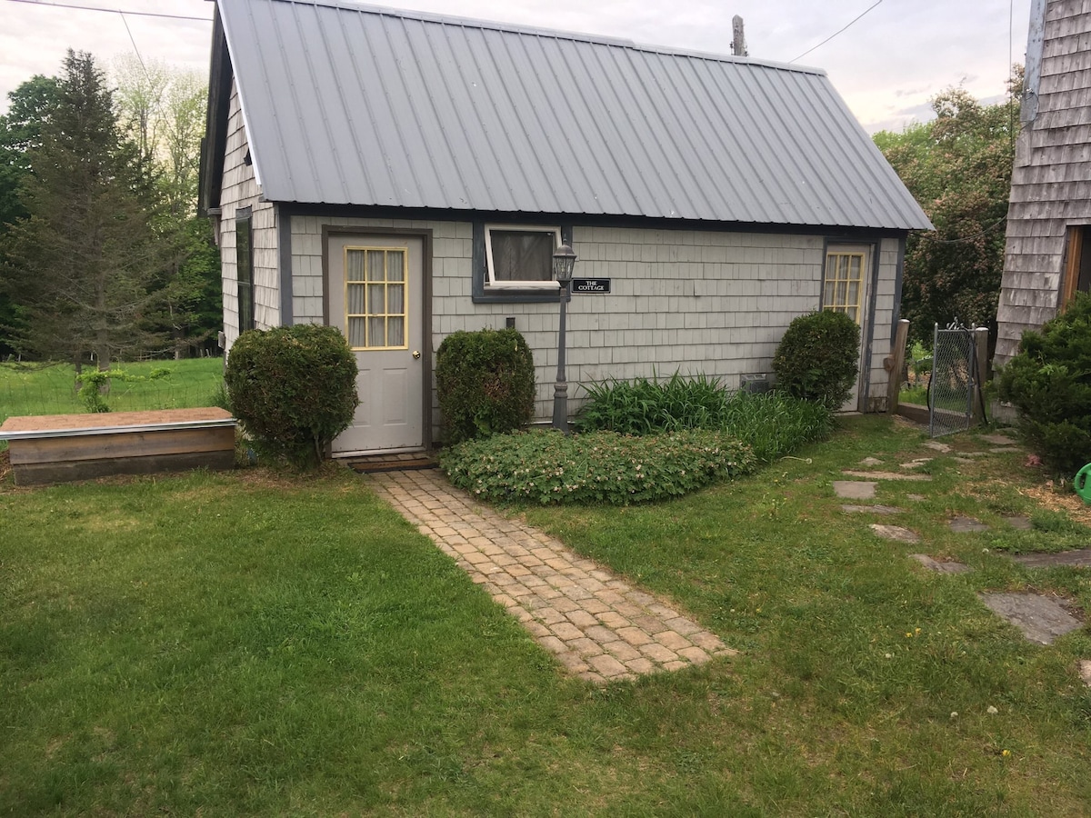 Maple Lane Farm Milkhouse Cottage