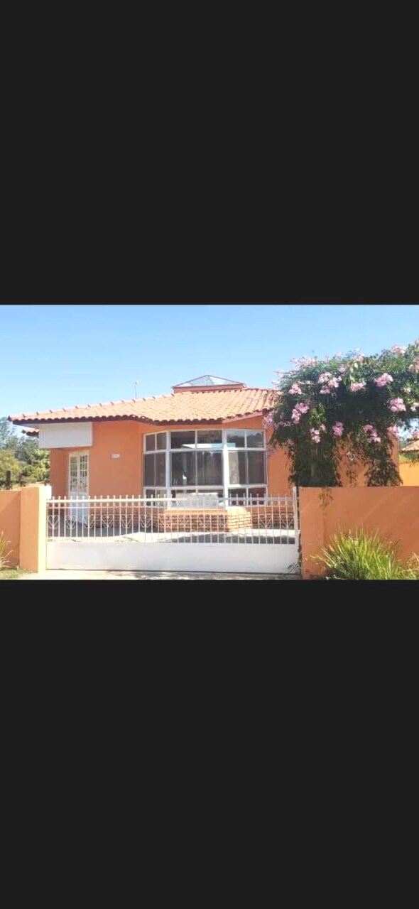 Casa de veraneio com piscina - Santa Barbara Resort Residence