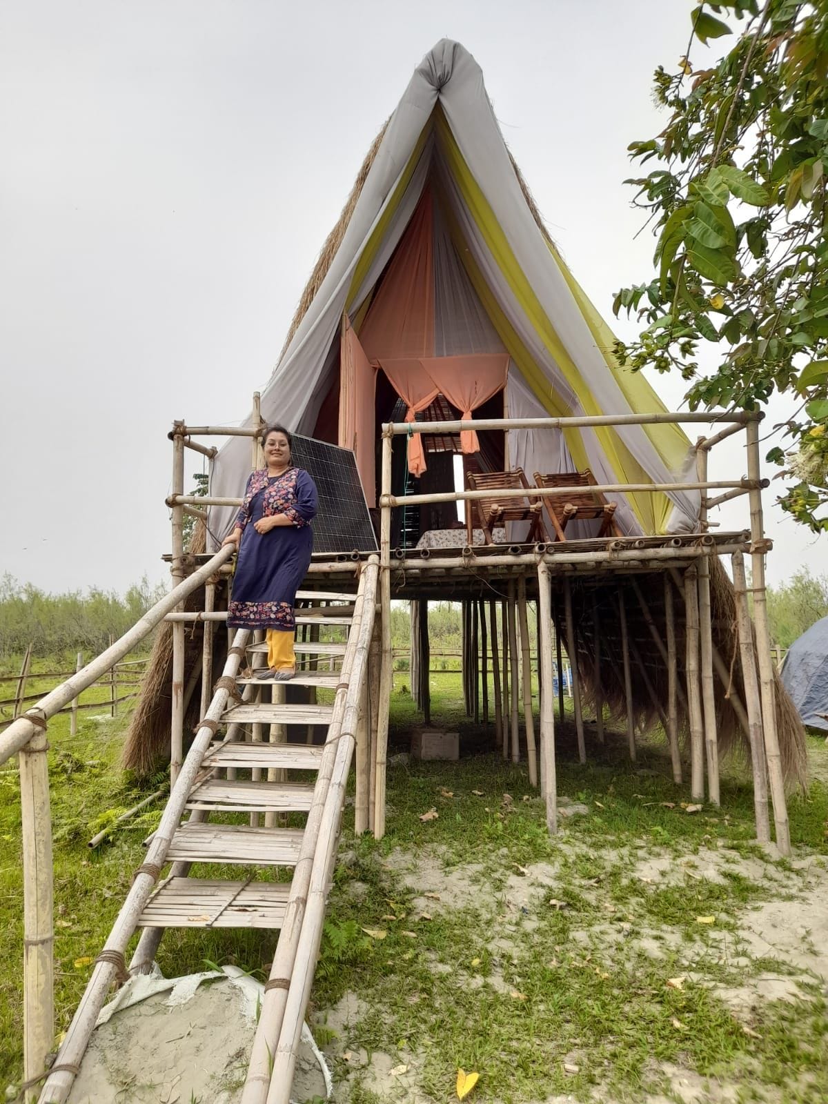 Dibrugarh Howling Fox Island Retreat的乡村小屋