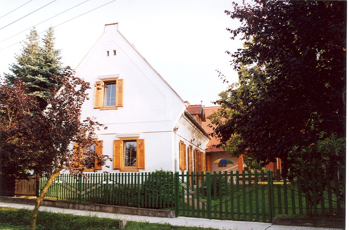 巴拉顿贝里尼（ Balatonberény ）的Berek度假屋