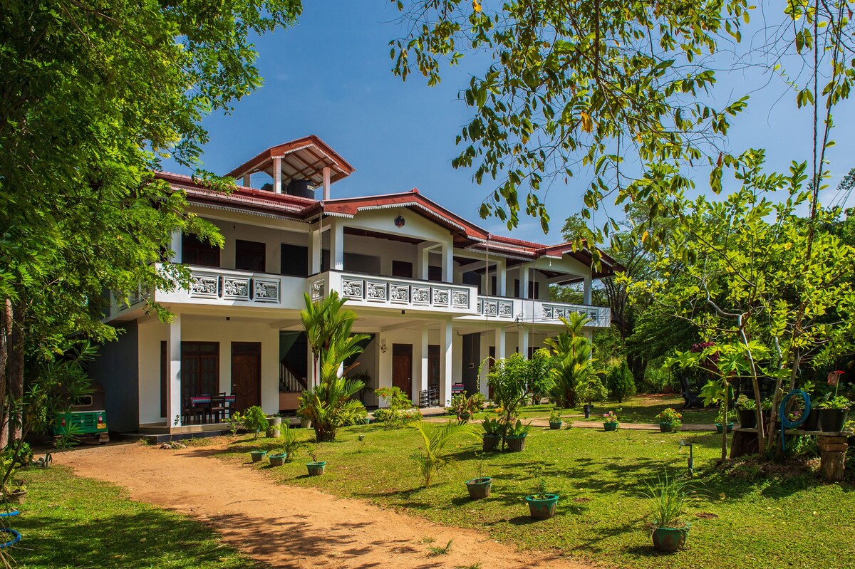 Sigiriya Sun Shine Villa Family