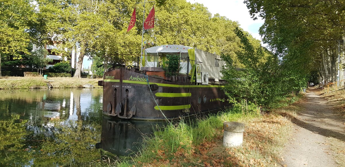 Cabine Péniche Amboise Barge Houseboat