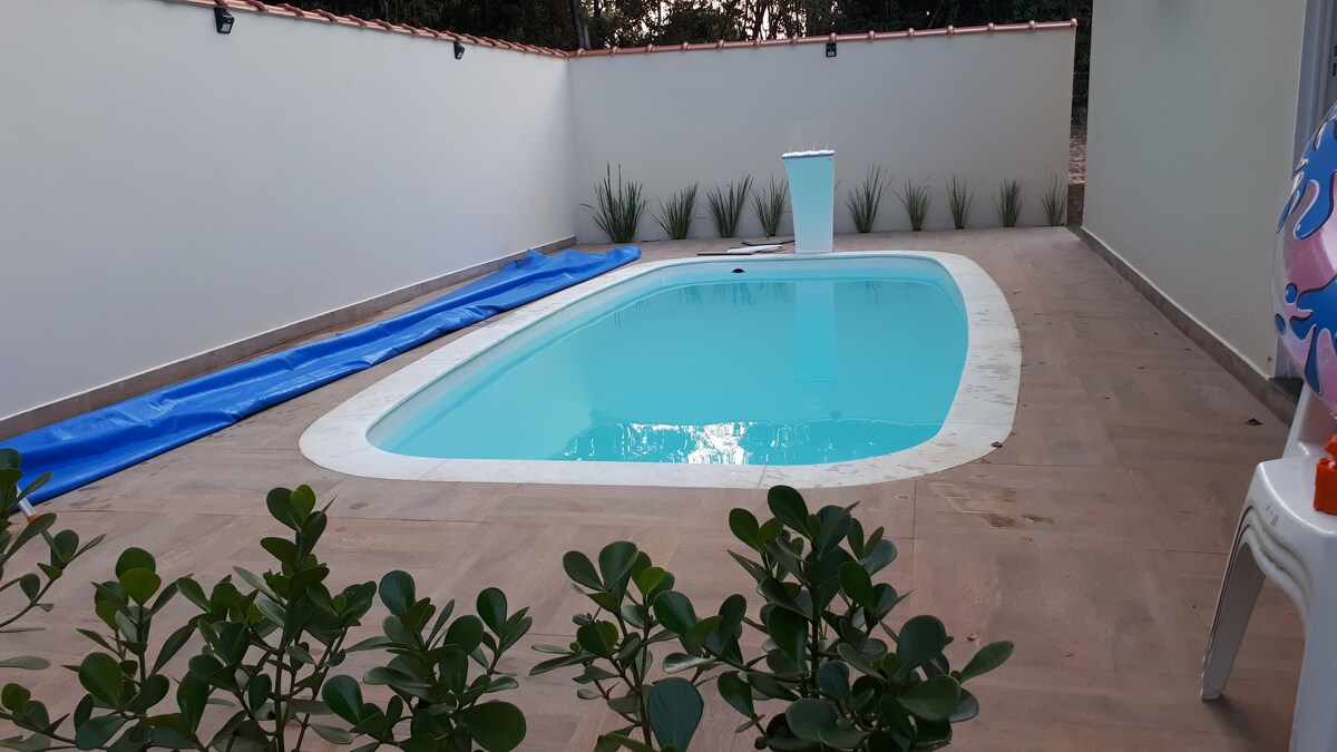 Casa Ninho Verde 2  com piscina em Pardinho - SP