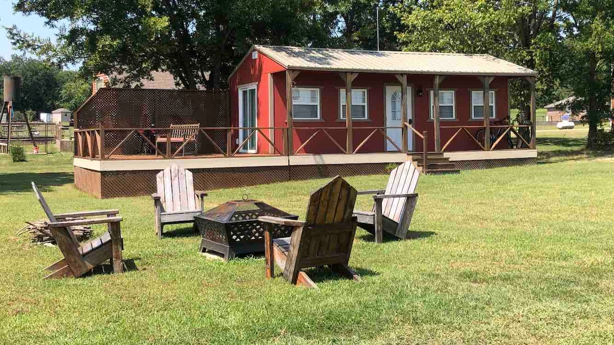 Lake Hudson Tiny House Retreat