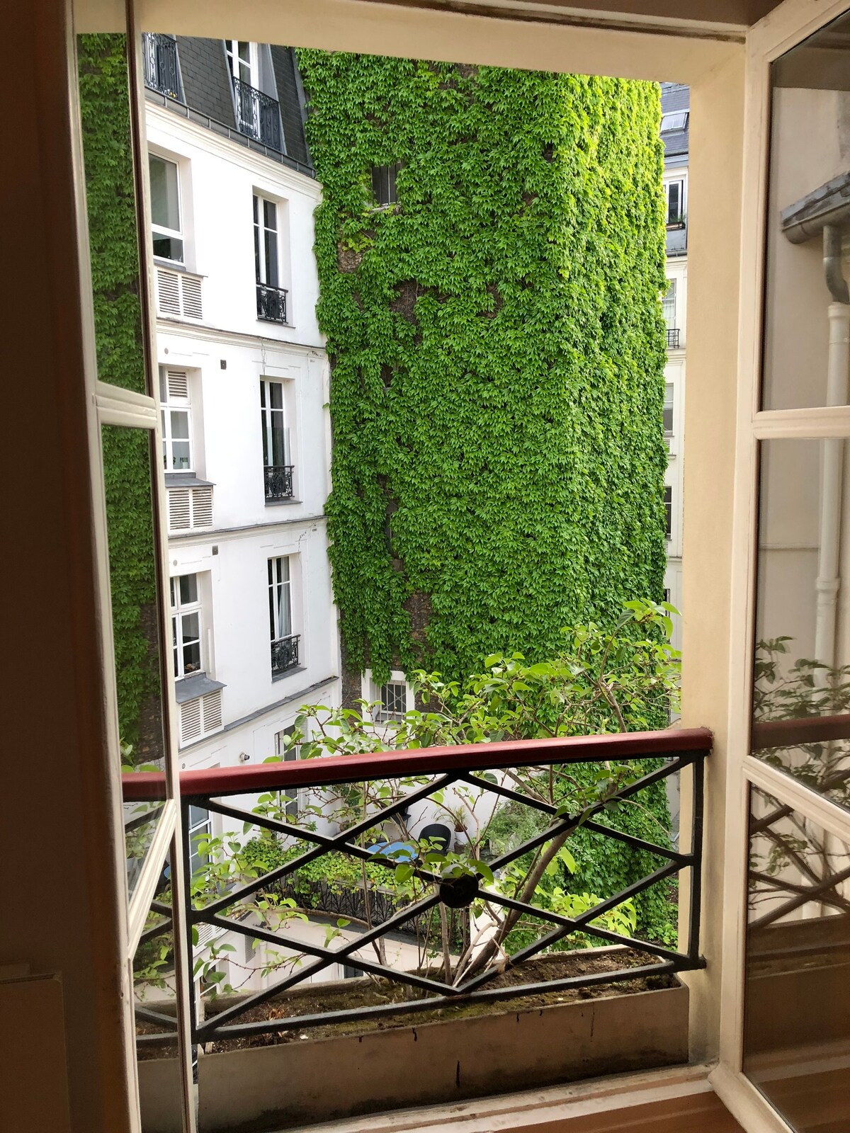 巴黎老城迷人的装修公寓