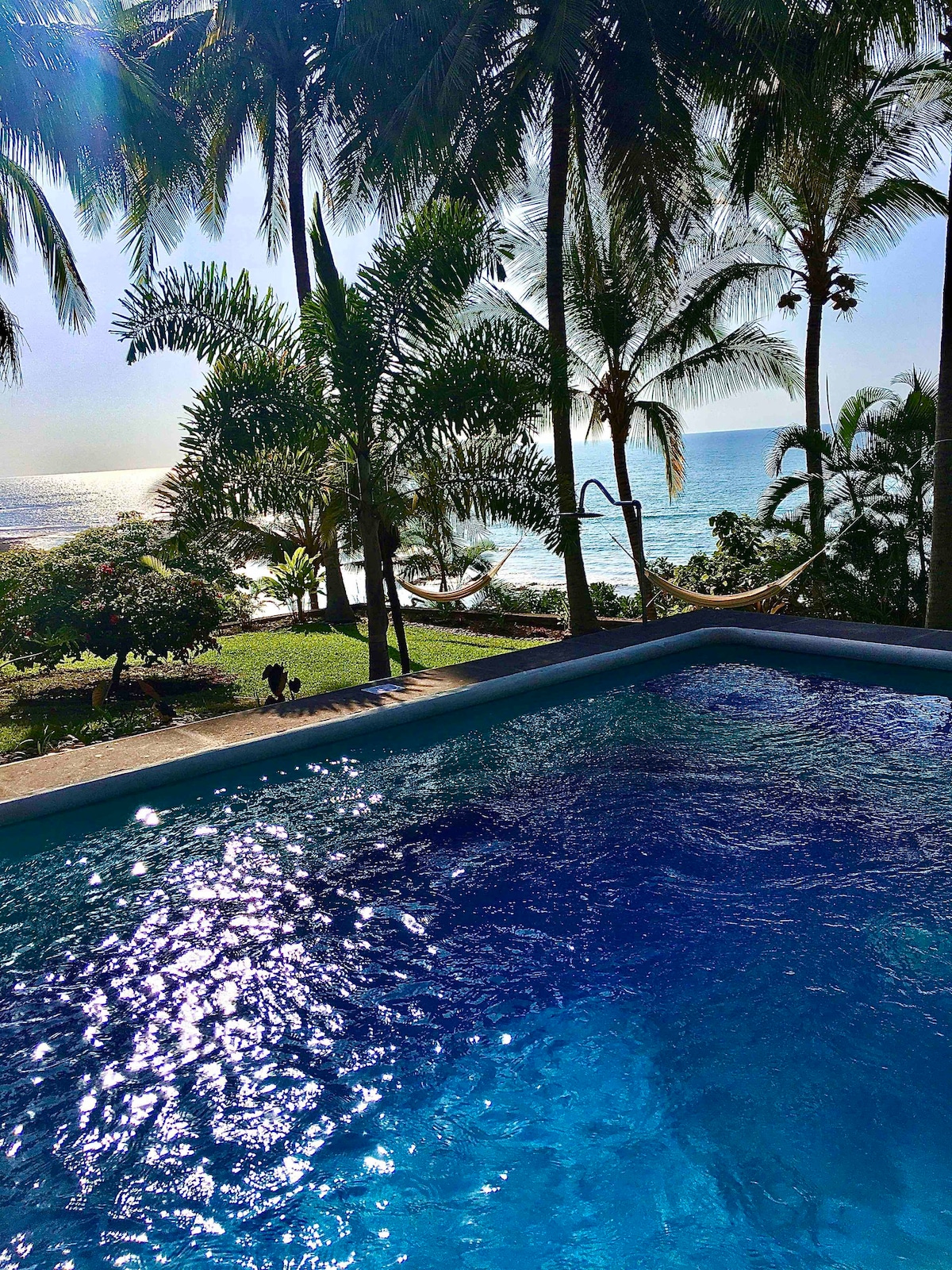 Casa Karina, Spectacular Ocean View Pool Oasis