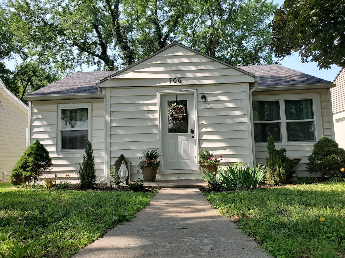 Saint Joseph's Cottage Inn