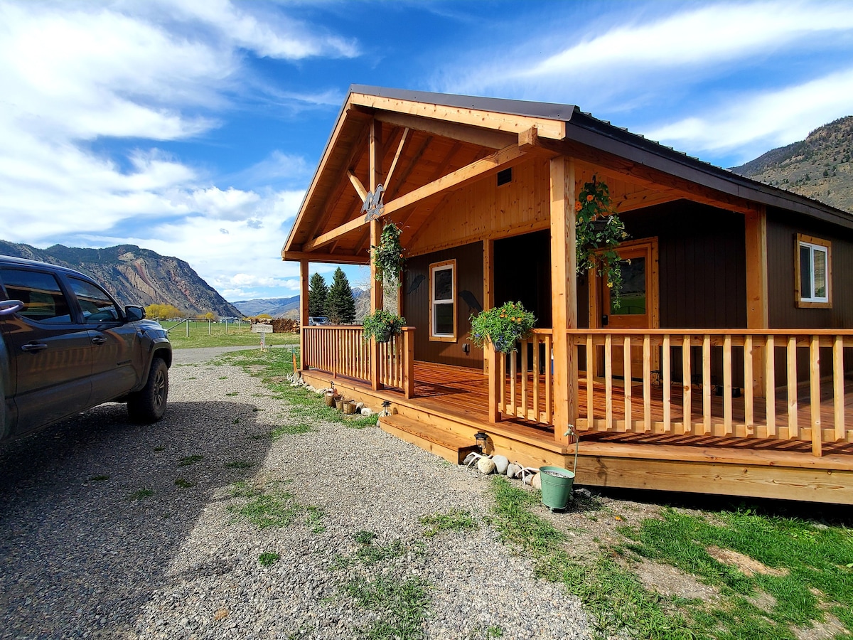 黄石旁的风景度假小屋！