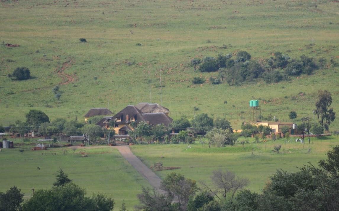 Tswalu Grove Safari Lodge ：距离JHB 20公里：