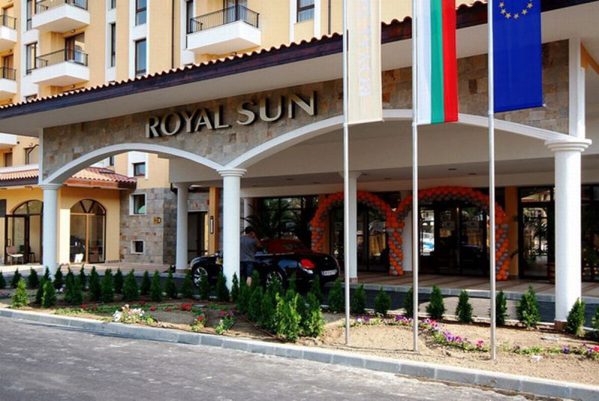 Апартаменты отель Royal Sun