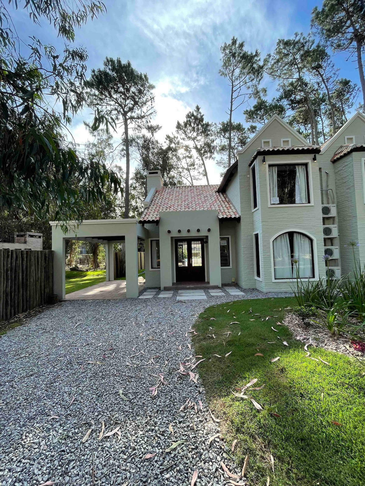 CASA EN COMPLEJO SOLANAS PARA ESCAPADAS EN FAMILIA