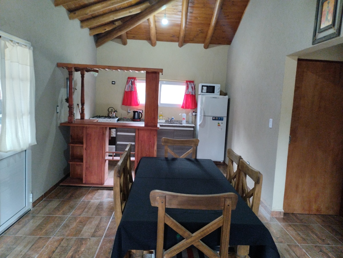 Alquilo casa con pileta, Córdoba (minimo 7 dias)