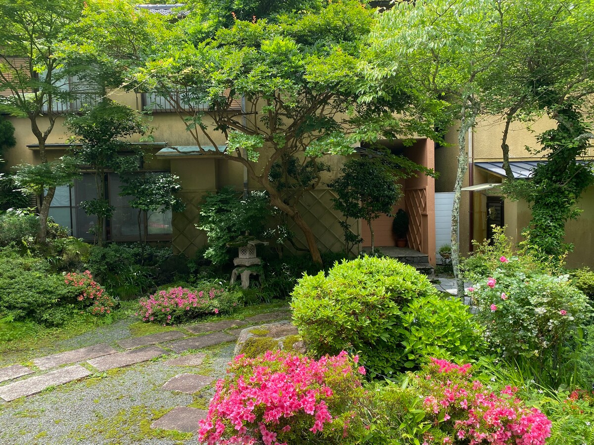 带浴缸的大型箱根日式客房~ Hakone Miyagino House &独立
