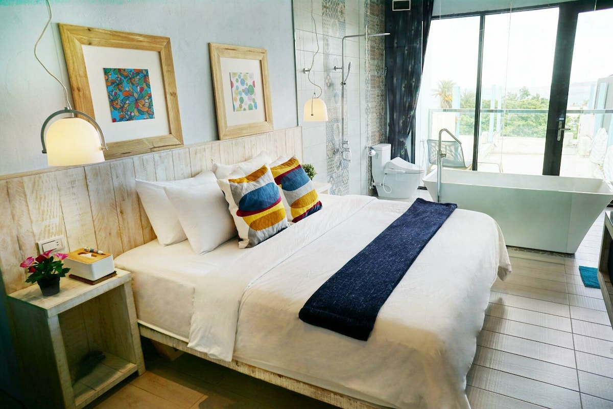 墾丁南灣沙灘民宿 hotel⟦擁抱屬於你的浪漫小確幸⟧陽台-浴缸-至海邊3分鐘-國旅卡-國境之南