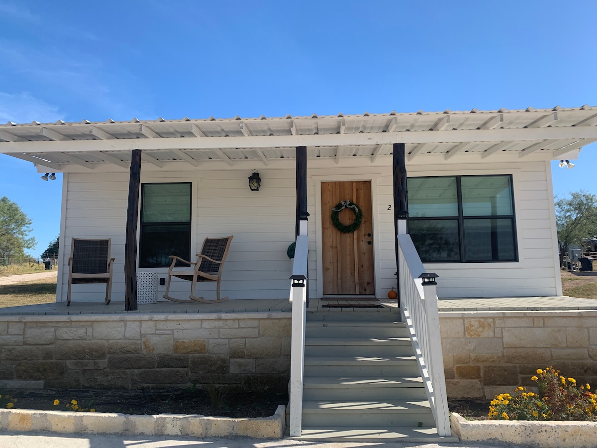 The Ranch @ Fredericksburg -Carriage House （ 1BD/1BA ）