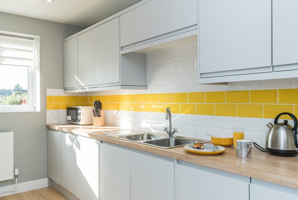 Stylish en-suite in the home of wellness living.