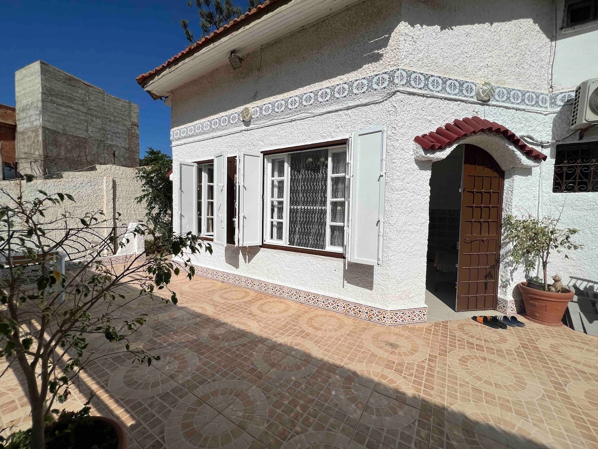 Magnifique Villa en bord de mer à Saint-Rock Oran