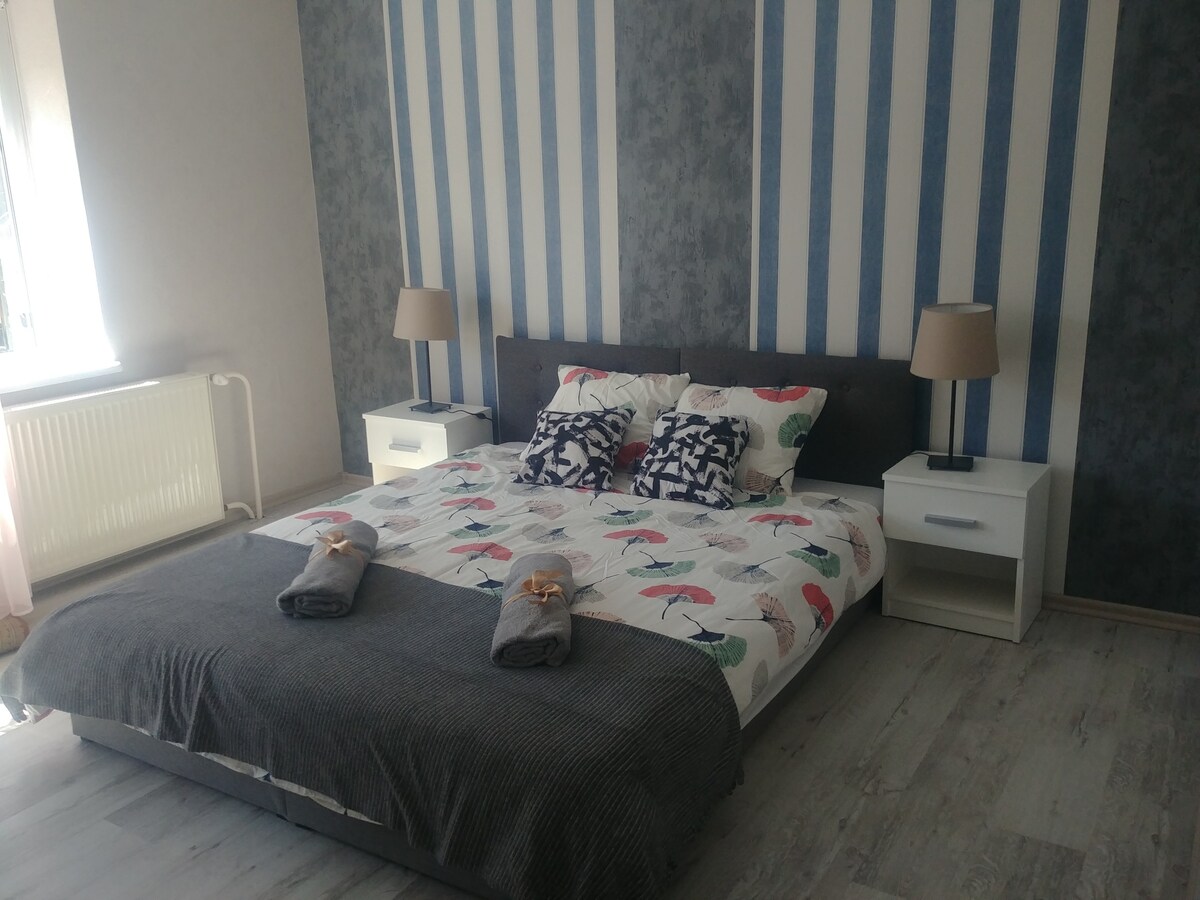 Apartament 42C