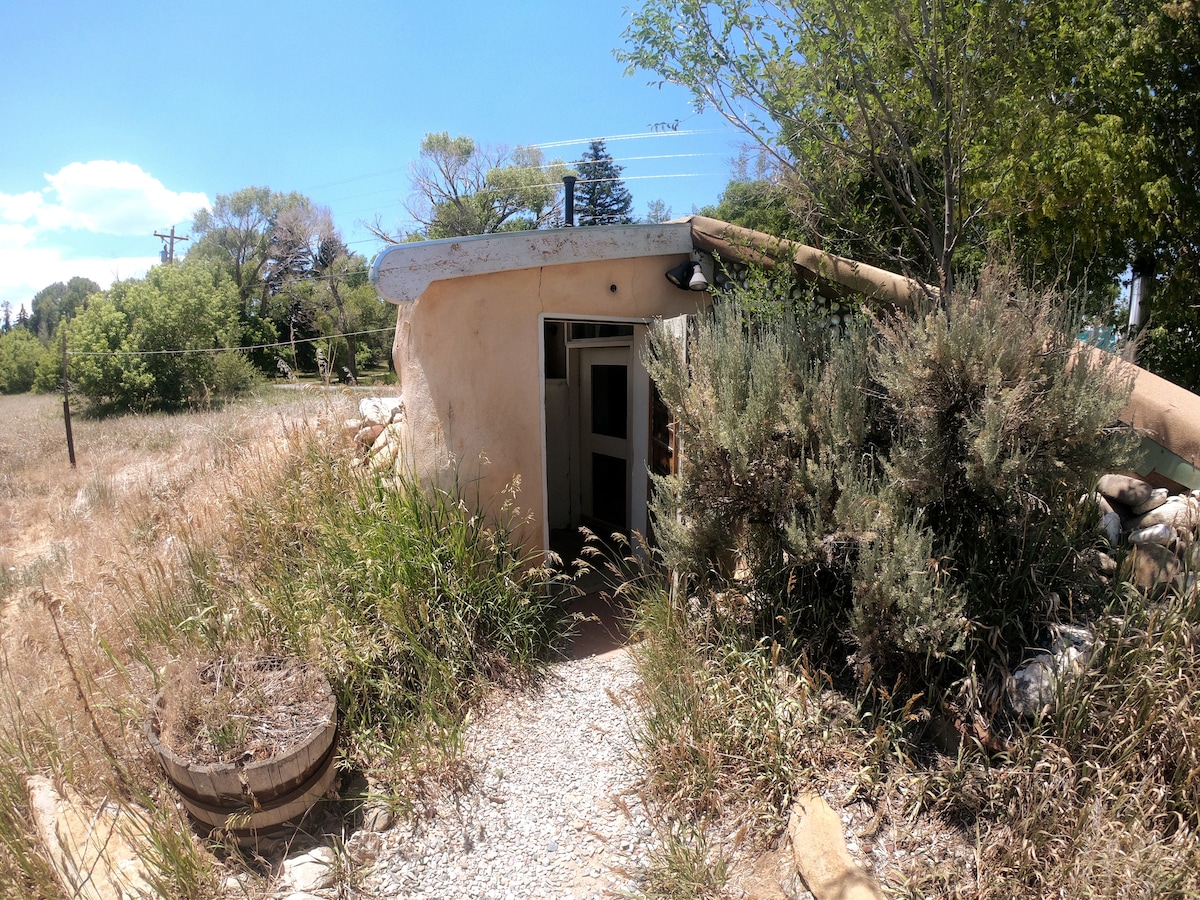 有史以来第一艘地球飞船建造-现已翻新