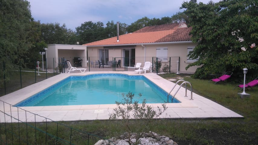 Saint-Aubin-de-Médoc, Nouvelle-Aquitaine, FR的民宿