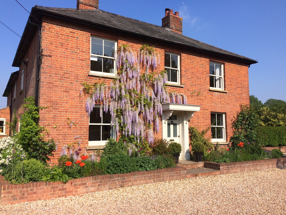 Coopers Farm - Pretty Village House, Test Valley