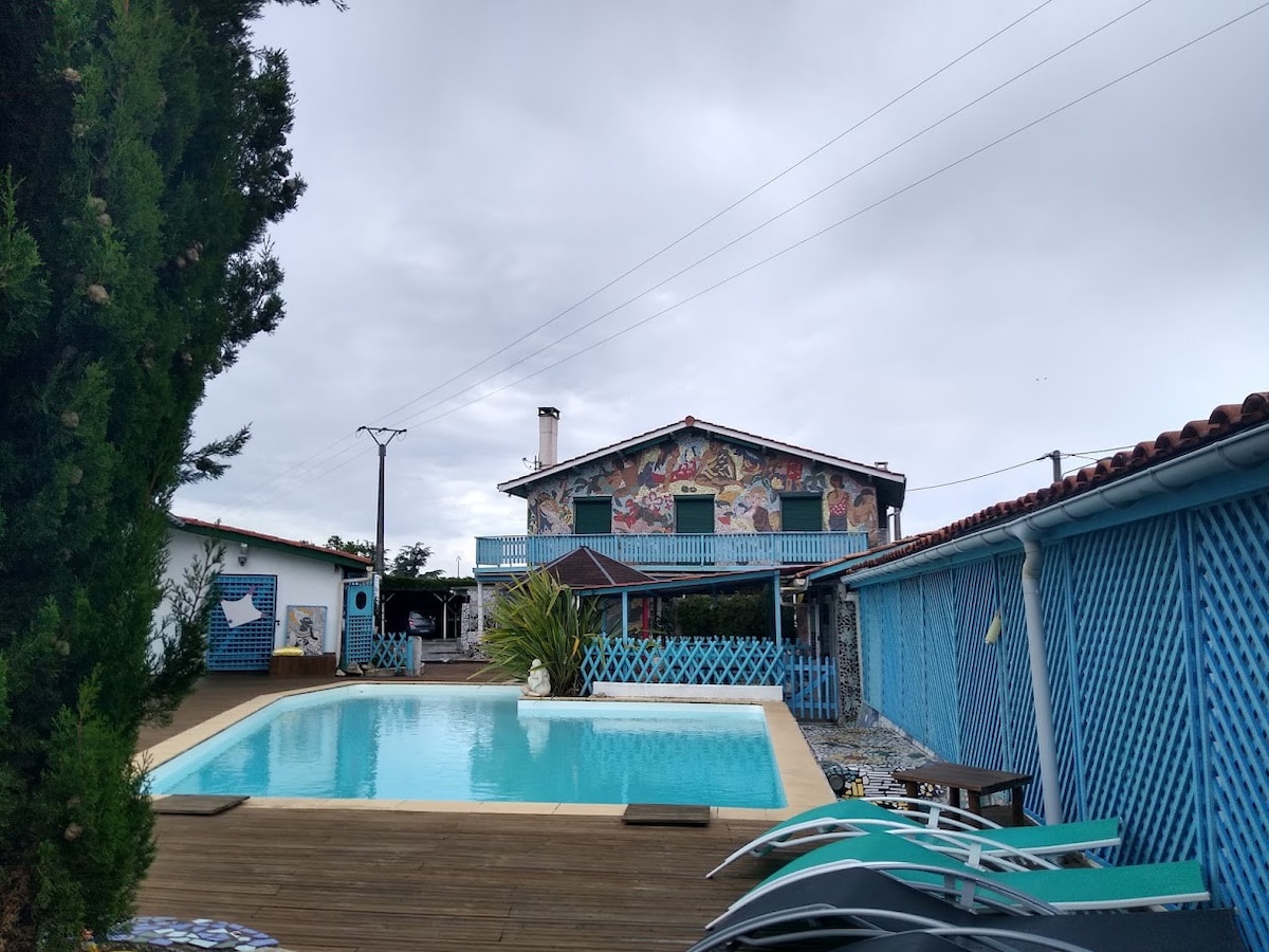 Maison Mosaïc的乡村小屋1-烧烤/游泳池/海洋/无线网络