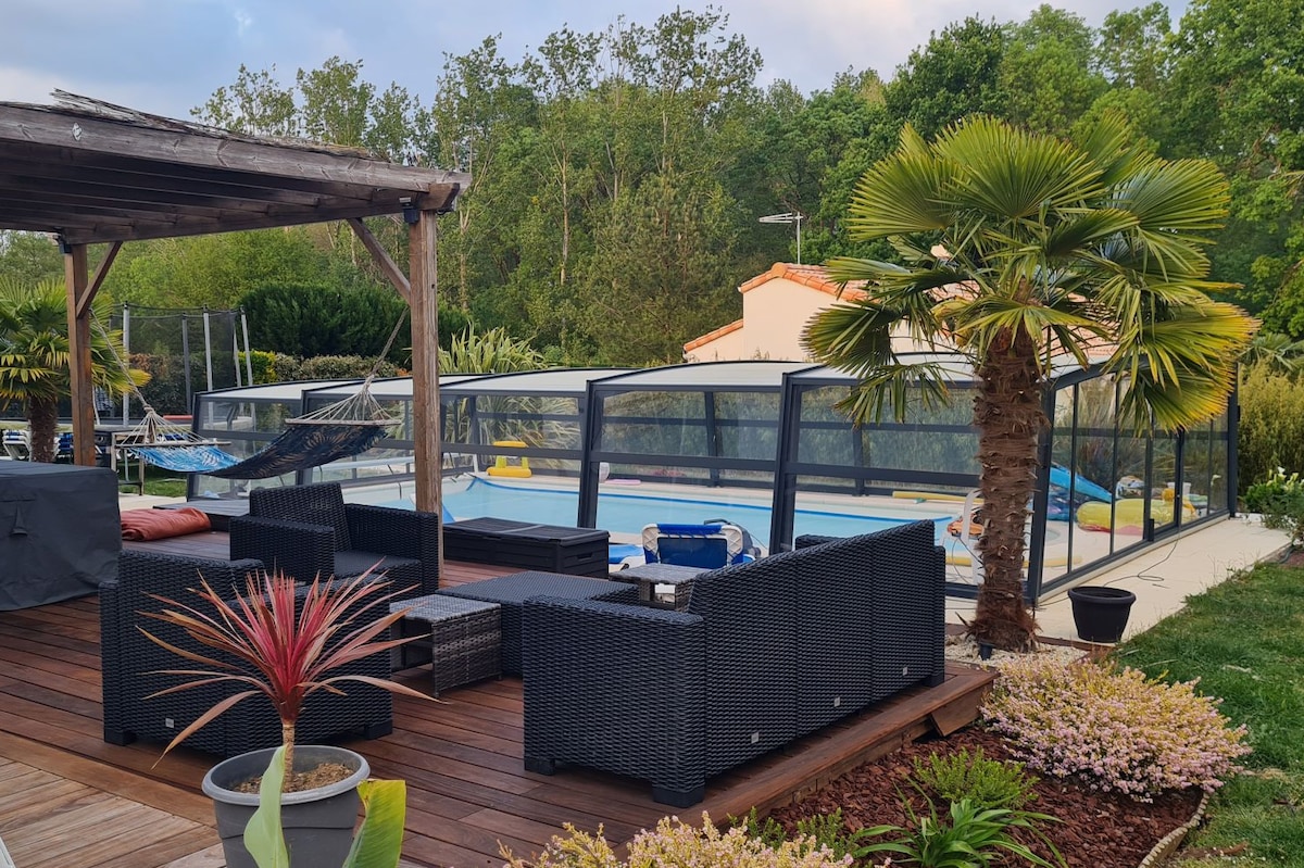 VILLA classée 4* jacuzzi/Piscine chauffée privée