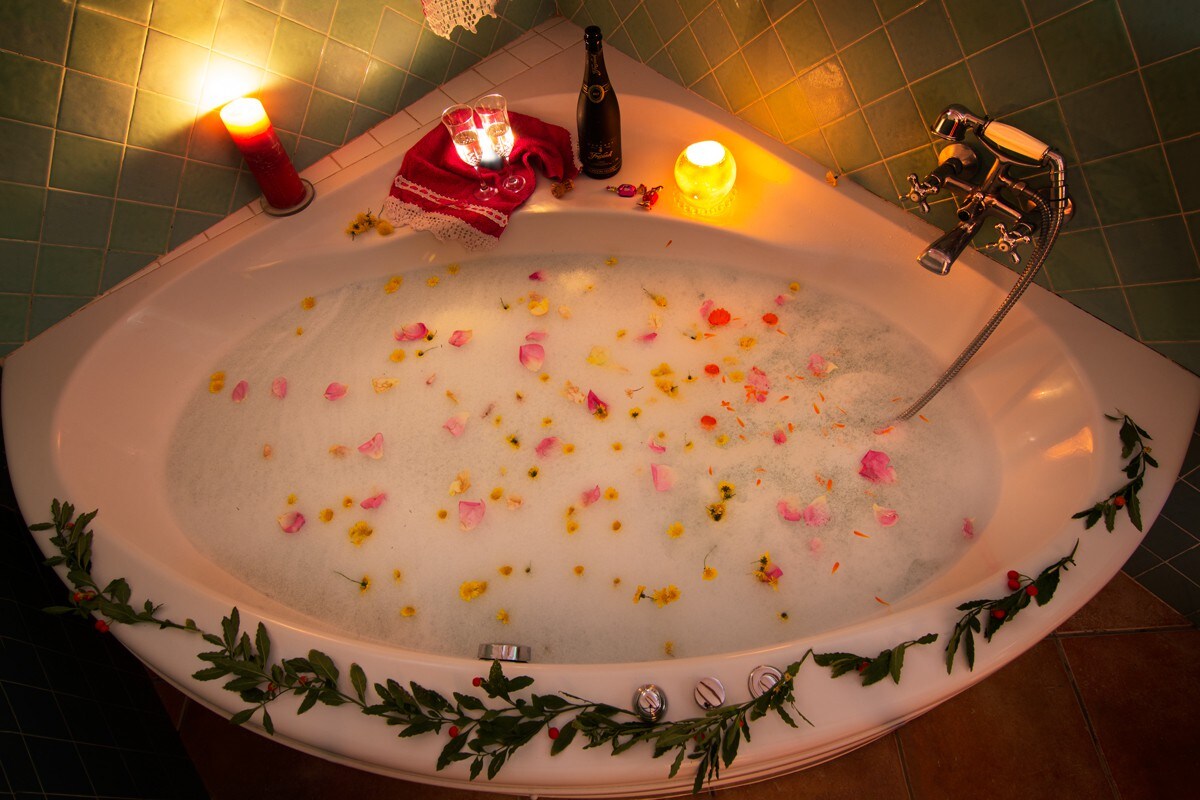 带私人按摩浴缸的浪漫Jaraiz家庭度假屋