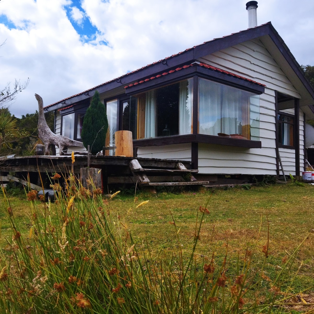 Cabaña en Chiloe a orillas del Lago Natri