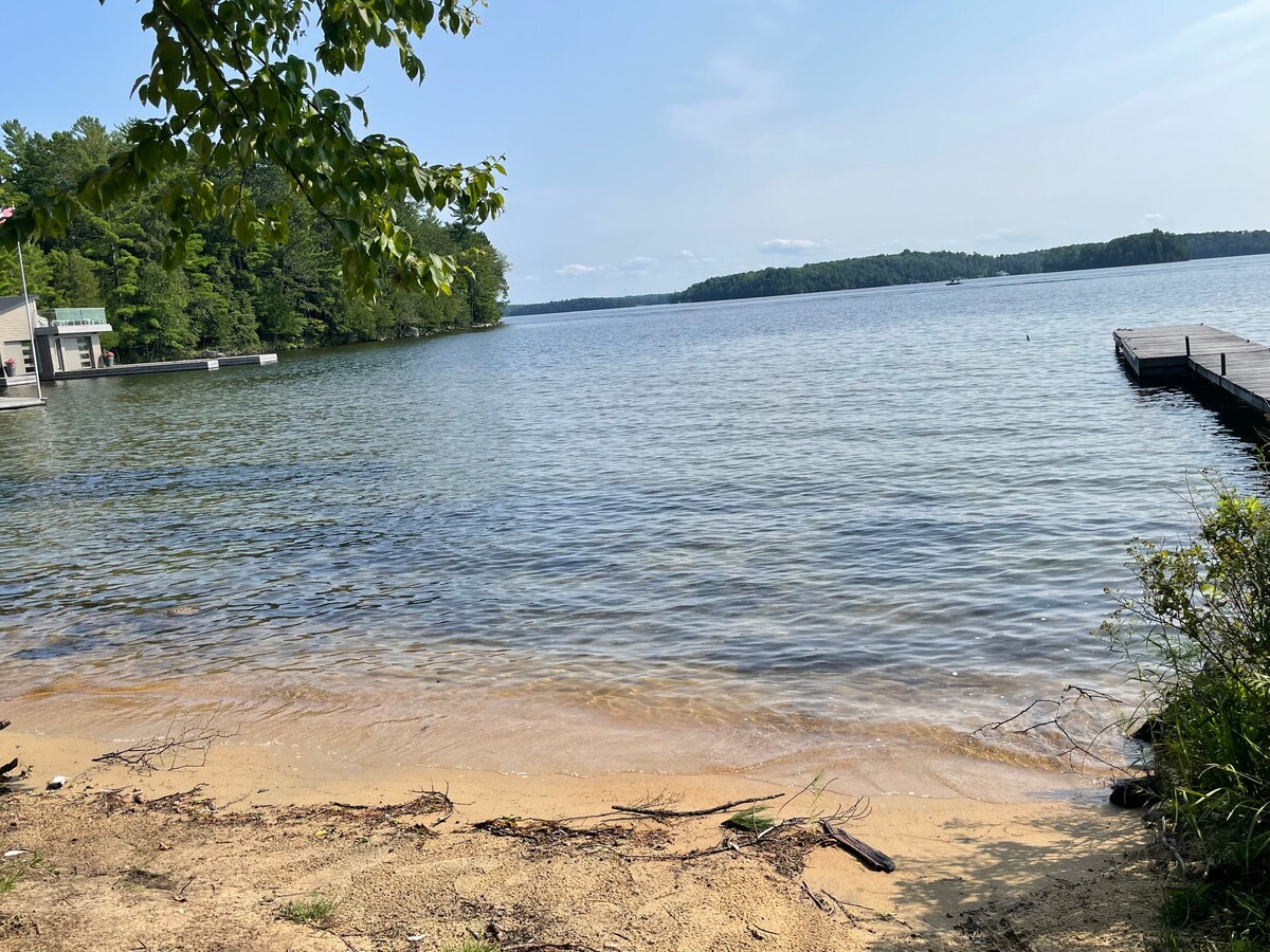 黄金湖（ Prime Lake Rosseau ）位置