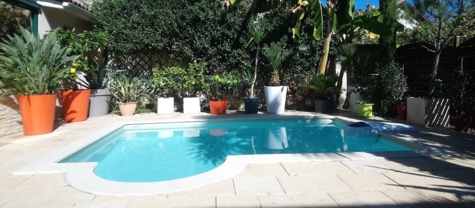 Maison entière le patio d'olivier  piscine