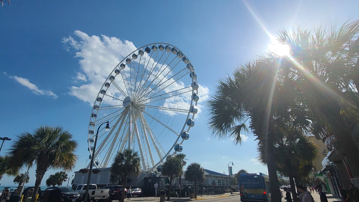 The Sunset by Myrtle Beach