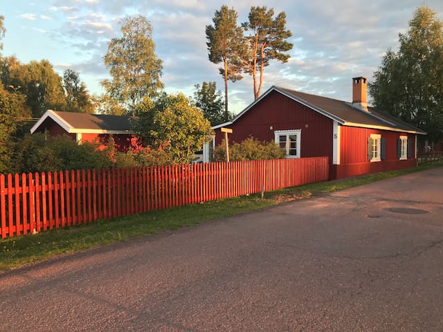 Kråkberg-Öna的民宿