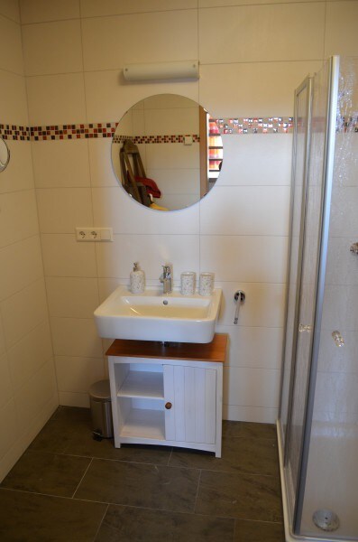 Obst- und Ferienhof Brudy, (Appenweier), 5_Ferienwohnung "Mirabelle", 95qm, 2 Schlafzimmer, max. 4 Personen